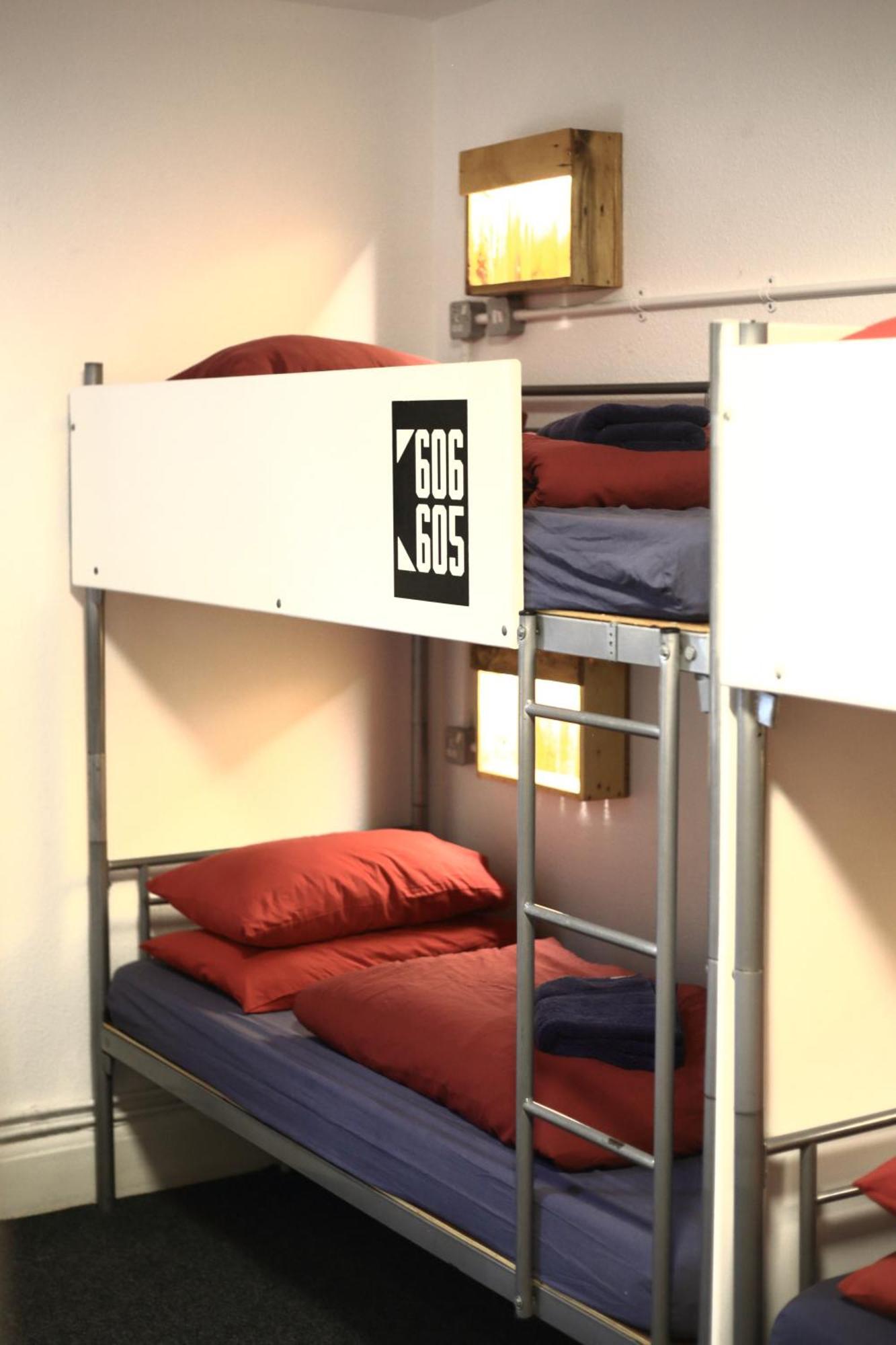 Central Backpackers Oxford Room photo